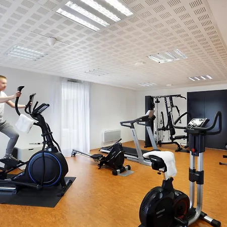 Nemea Stanford Aparthotel