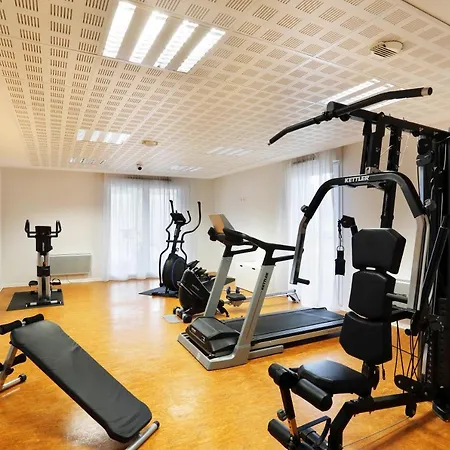 Nemea Stanford Aparthotel Caen