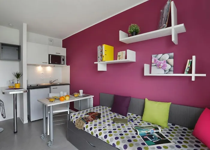 Aparthotel Nemea Stanford Caen